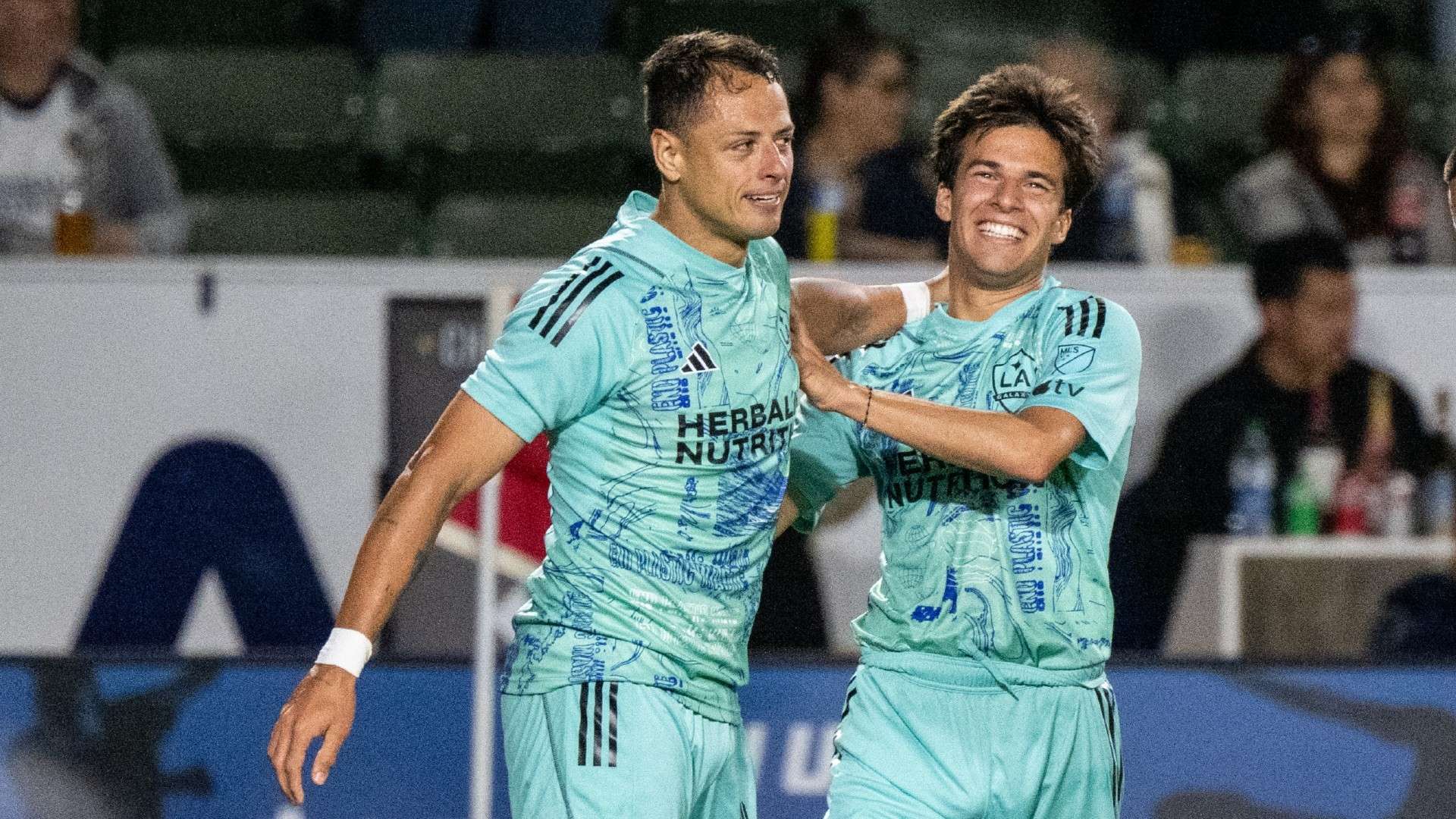 展打下坚实 展打下坚实